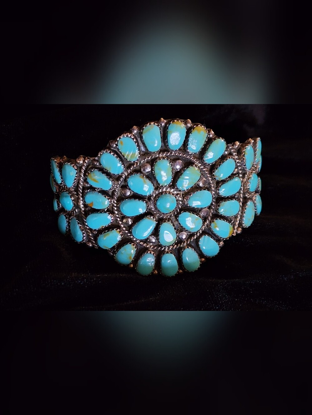 Signed Vtg Native American Turquoise Sterling Cuff Bracelet Petit Point